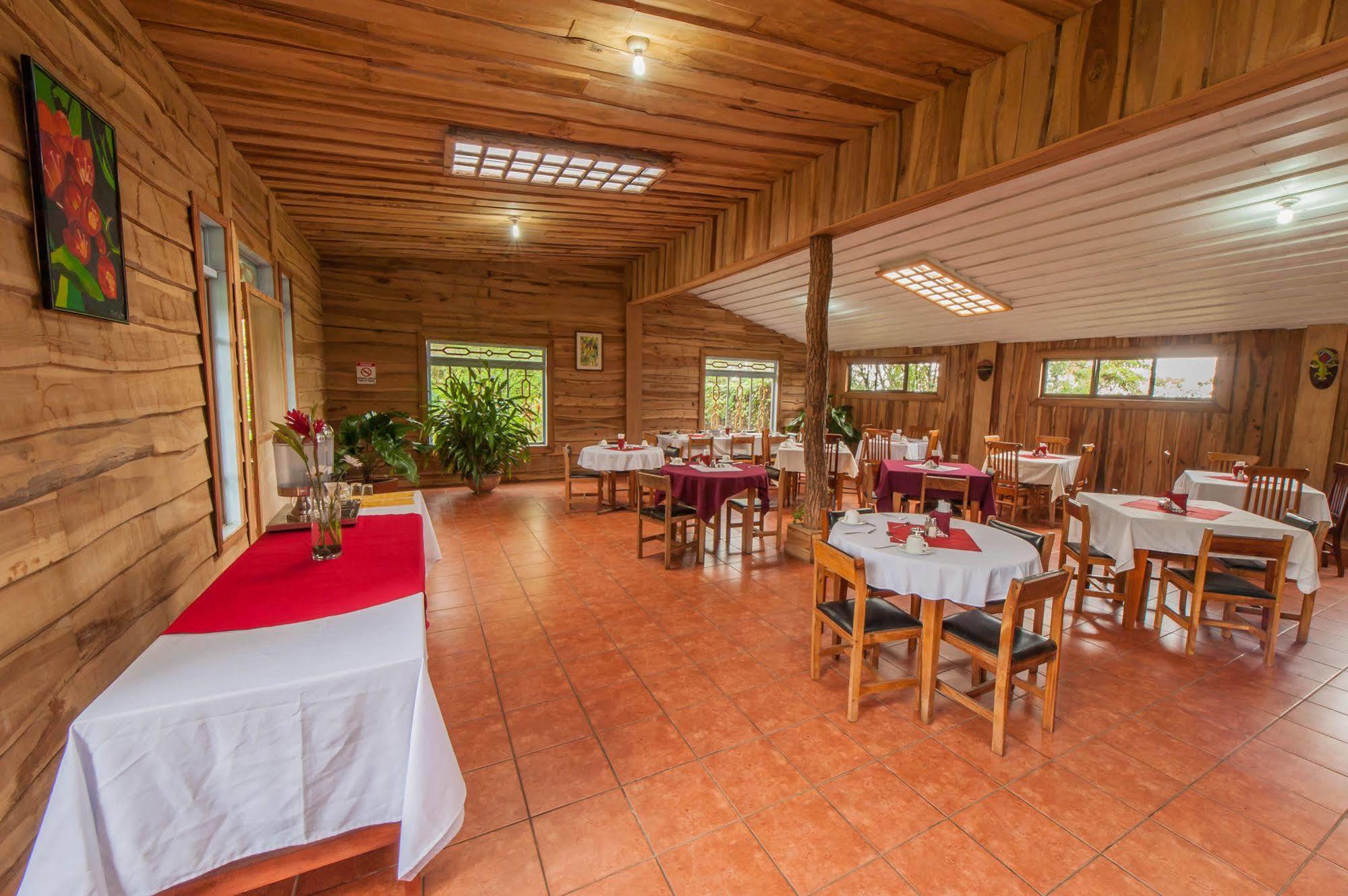 Hotel Claro De Luna Monteverde Eksteriør billede